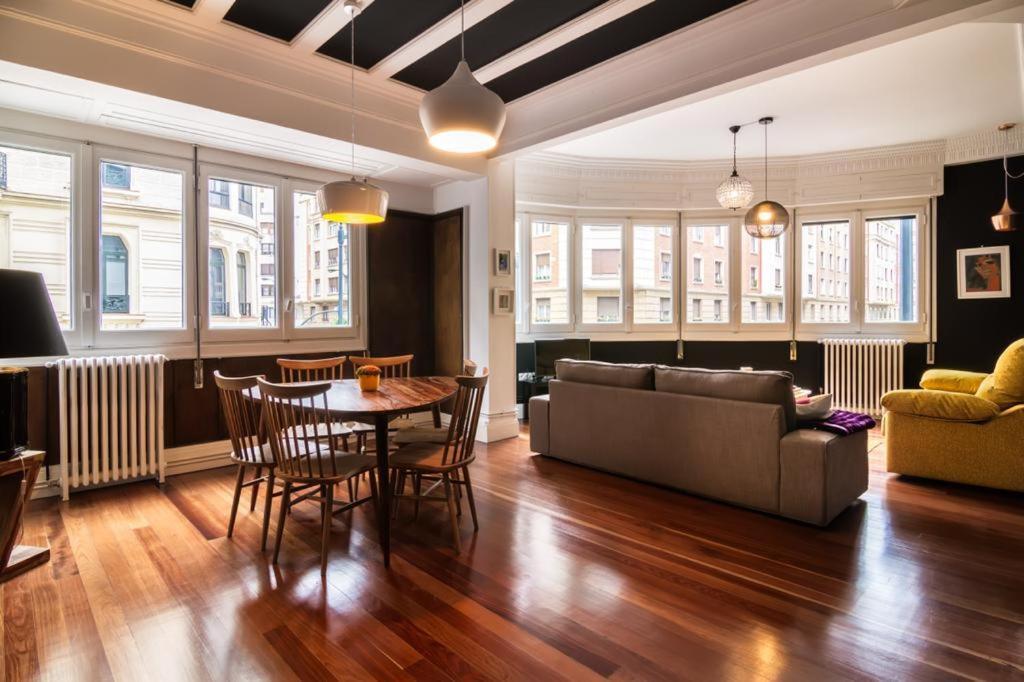 Gargantua Centro , Junto Al Guggenhein-ebi-363 Appartement